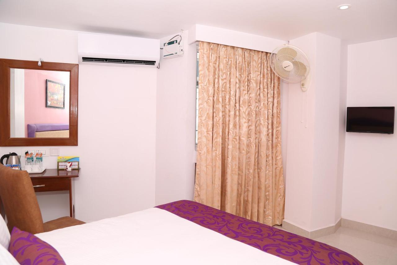 Sbk Park Inn カーンチープラム エクステリア 写真