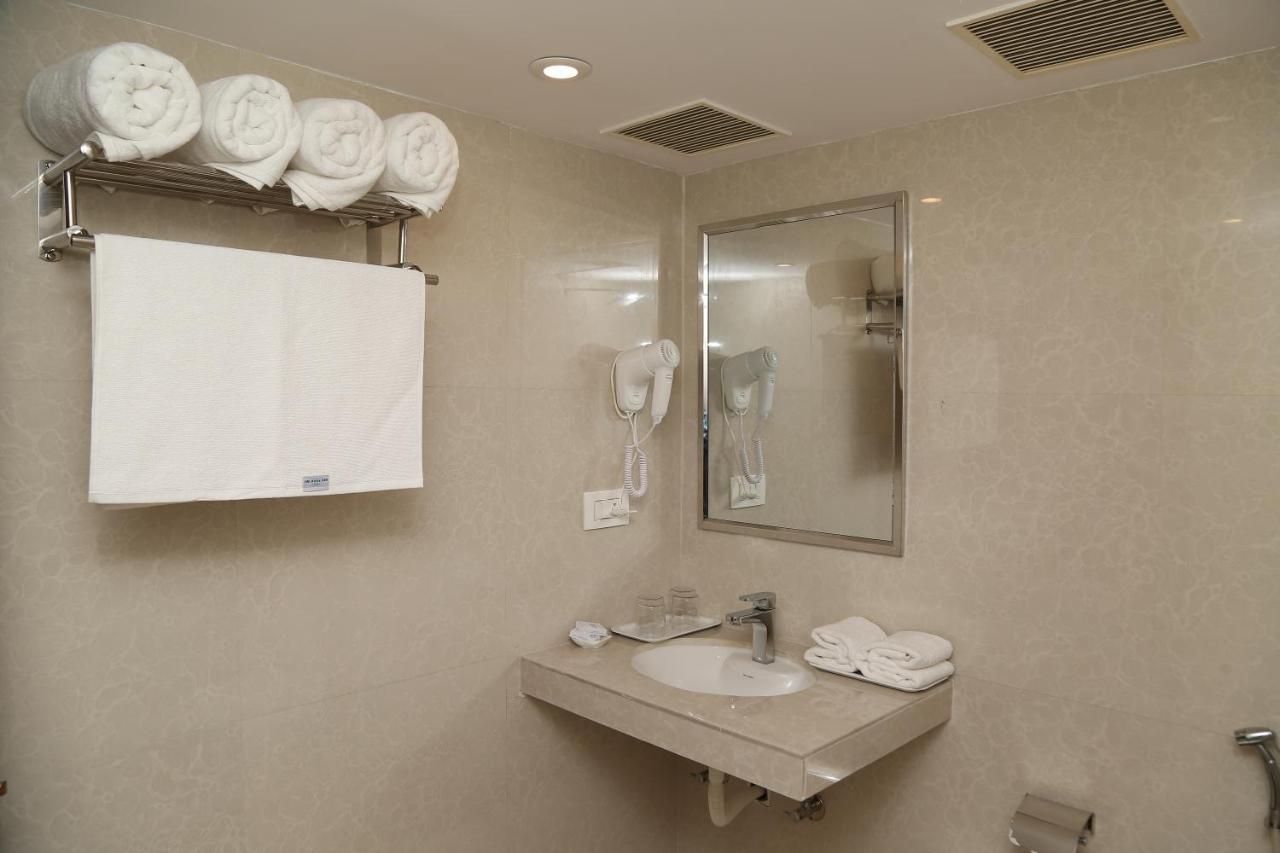 Sbk Park Inn カーンチープラム エクステリア 写真