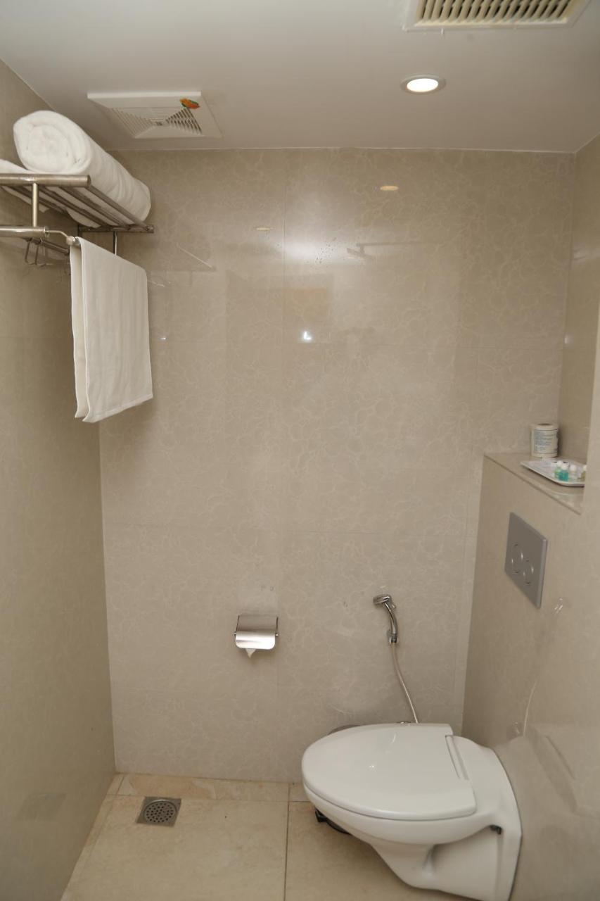 Sbk Park Inn カーンチープラム エクステリア 写真